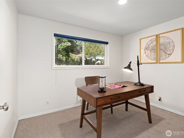 16205 SE 7th Street, Bellevue WA 98008