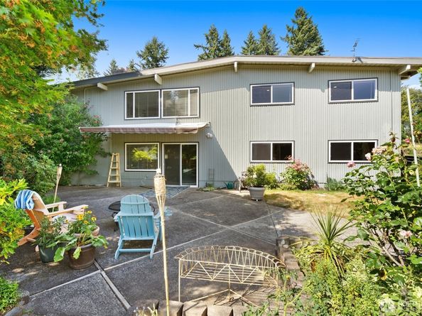 16205 SE 7th Street, Bellevue WA 98008