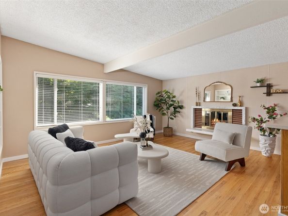 16205 SE 7th Street, Bellevue WA 98008