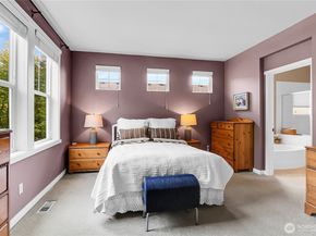 17021 Parkside Way SE, Renton WA 98058