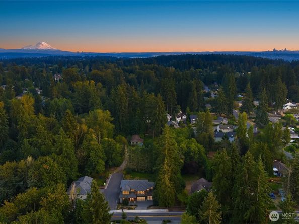 7609 NE 155th Street, Kenmore WA 98028