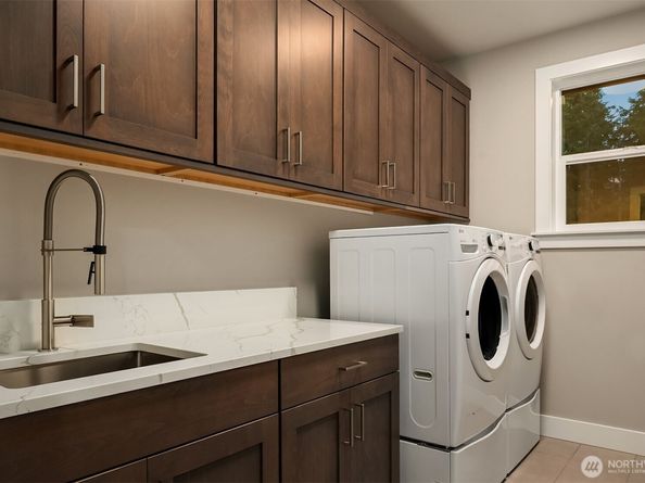7609 NE 155th Street, Kenmore WA 98028