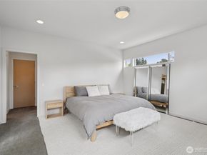 5956 38th Avenue SW, Seattle WA 98126