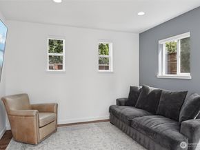 5956 38th Avenue SW, Seattle WA 98126
