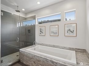 5956 38th Avenue SW, Seattle WA 98126