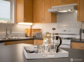 6736 29th Avenue S, Seattle WA 98108