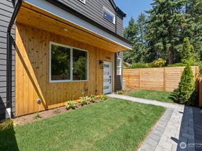 12046 5th Avenue NE, Seattle WA 98125