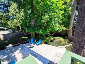 12822 NE 68th Street, Kirkland WA 98033