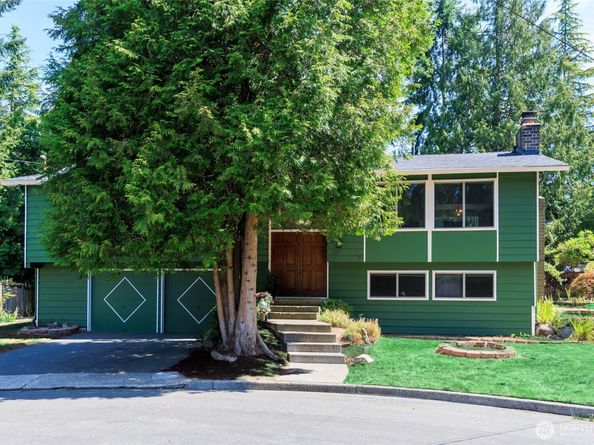 12822 NE 68th Street, Kirkland WA 98033