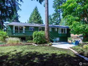 12822 NE 68th Street, Kirkland WA 98033