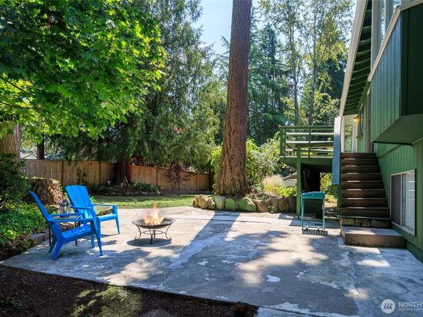 12822 NE 68th Street, Kirkland WA 98033