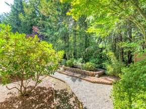 34524 SE Linden Loop, Snoqualmie WA 98065