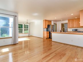34524 SE Linden Loop, Snoqualmie WA 98065