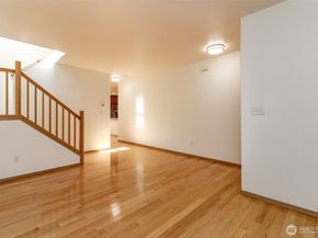 34524 SE Linden Loop, Snoqualmie WA 98065