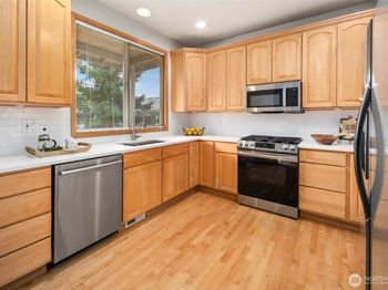 8233 NE 163rd Place