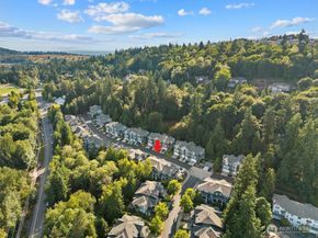 5541 Lakemont Boulevard SE 805, Bellevue WA 98006