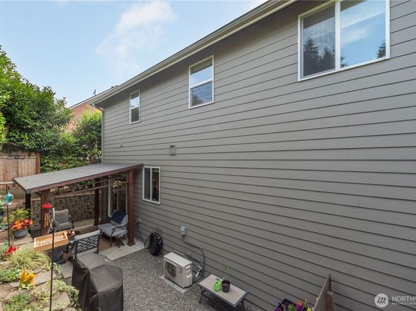 1012 High Avenue, Bremerton WA 98337