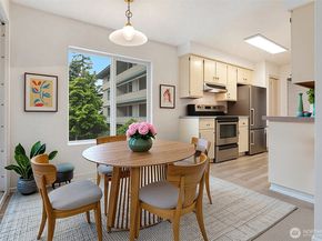 5630 200th Street SW B119, Lynnwood WA 98036