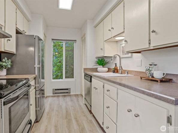 5630 200th Street SW B119, Lynnwood WA 98036