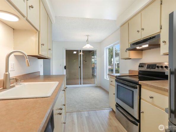 5630 200th Street SW B119, Lynnwood WA 98036