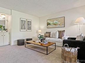 5630 200th Street SW B119, Lynnwood WA 98036
