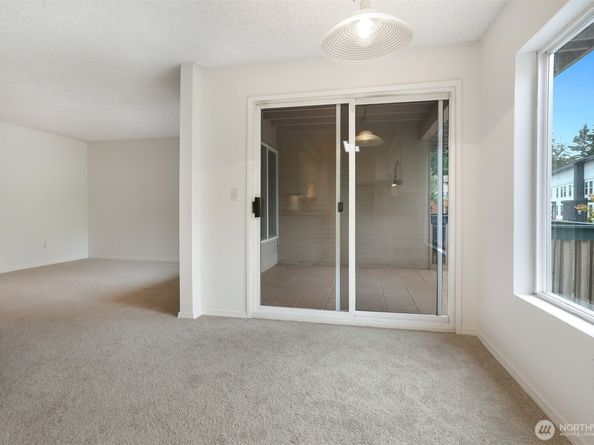 5630 200th Street SW B119, Lynnwood WA 98036