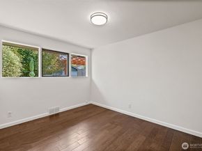 15558 Palatine Avenue N, Shoreline WA 98133