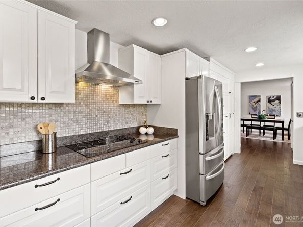 15558 Palatine Avenue N, Shoreline WA 98133