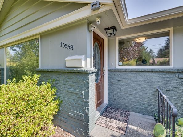 15558 Palatine Avenue N, Shoreline WA 98133