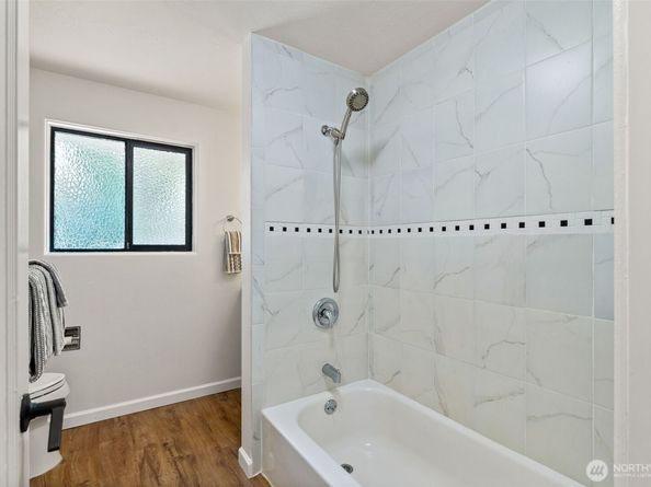 15558 Palatine Avenue N, Shoreline WA 98133