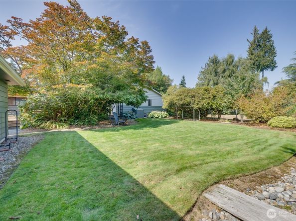 15558 Palatine Avenue N, Shoreline WA 98133