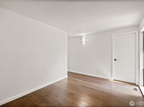 15558 Palatine Avenue N, Shoreline WA 98133