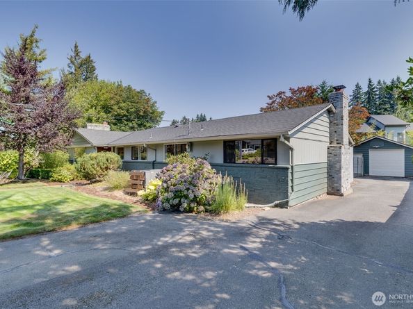 15558 Palatine Avenue N, Shoreline WA 98133
