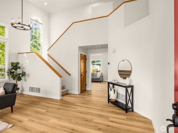 25610 SE 41st Street, Sammamish WA 98029