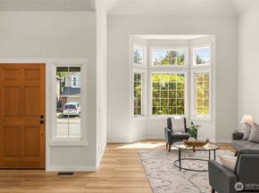 25610 SE 41st Street, Sammamish WA 98029