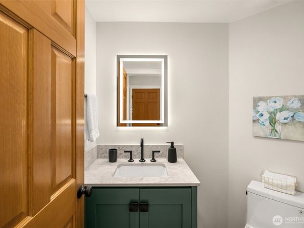 25610 SE 41st Street, Sammamish WA 98029