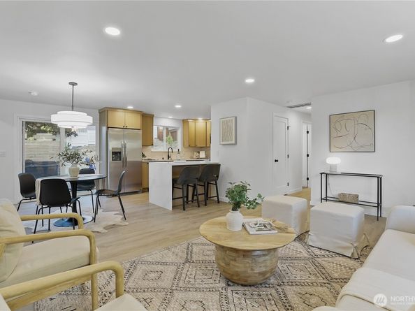 4515 181st Place SW, Lynnwood WA 98037