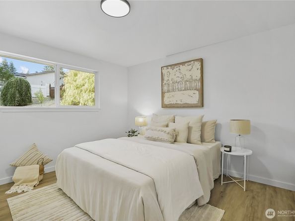 4515 181st Place SW, Lynnwood WA 98037