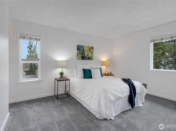 23605 112th Avenue SE B204, Kent WA 98031