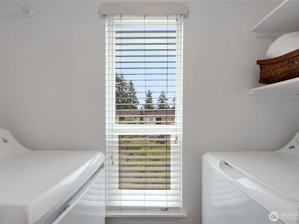 23605 112th Avenue SE B204, Kent WA 98031