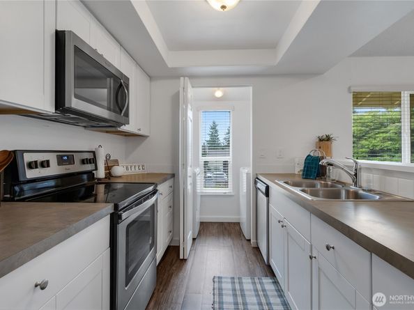 23605 112th Avenue SE B204, Kent WA 98031