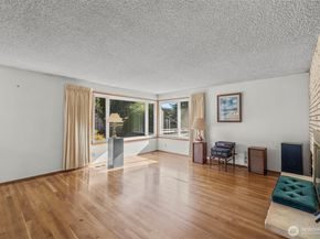 1027 S 112th Street, Seattle WA 98168