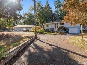 1027 S 112th Street, Seattle WA 98168