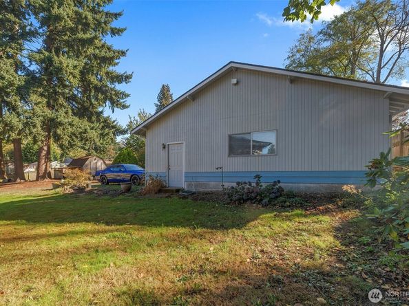 1027 S 112th Street, Seattle WA 98168
