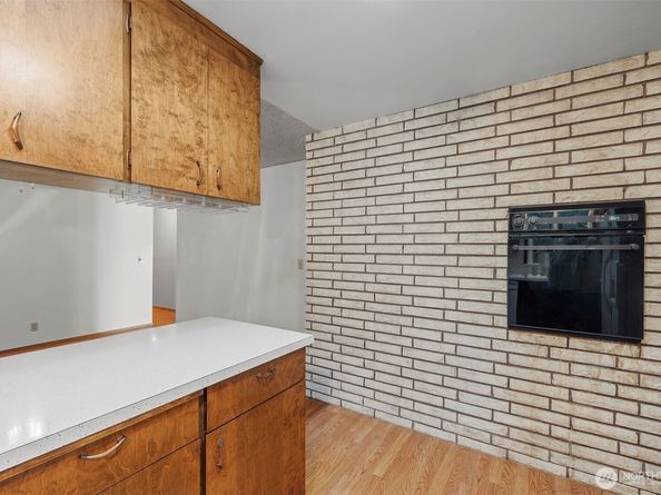 1027 S 112th Street, Seattle WA 98168