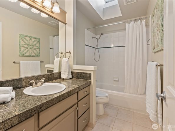21407 NE 146th Place, Woodinville WA 98077