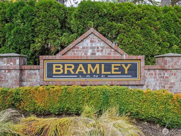 21407 NE 146th Place, Woodinville WA 98077
