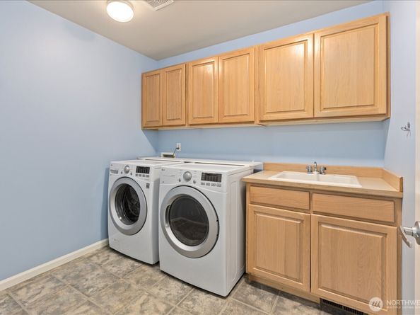 21407 NE 146th Place, Woodinville WA 98077