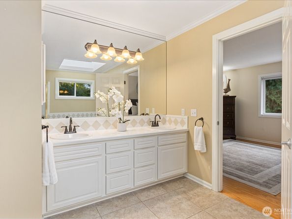 21407 NE 146th Place, Woodinville WA 98077
