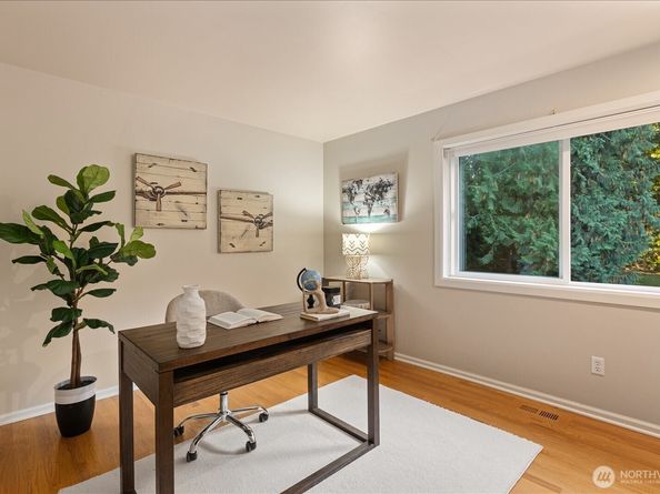 21407 NE 146th Place, Woodinville WA 98077